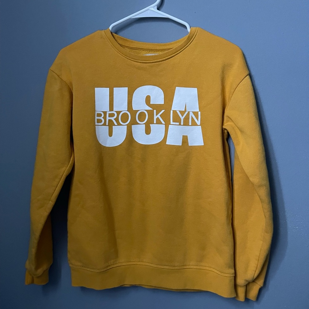Yellow sweatshirt